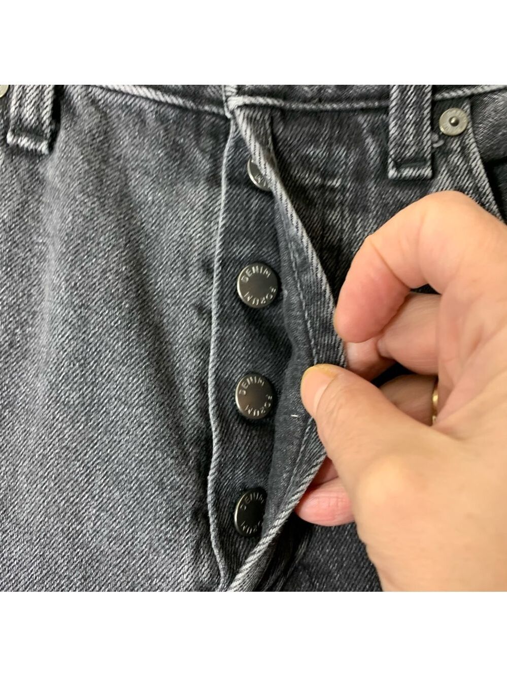 Aritzia Denim Forum The 90s Joni Hi-Rise Jean Washed Black Denim Button Fly 23 - Picture 5 of 15